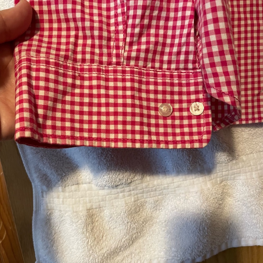 Pink gingham button up - Picture 3 of 3